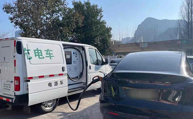 同心汽车搭电